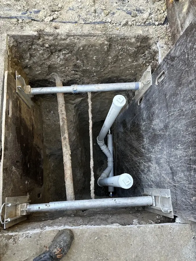 Experienced plumber completing Gas Line Repair work in Braddock